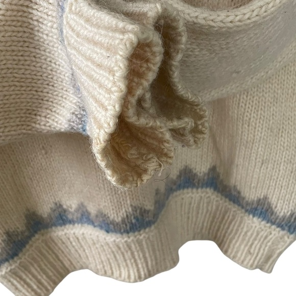 VINTAGE GAELTARRA Ireland Patterned Irish Sweater Cream Blue L - Picture 3 of 8
